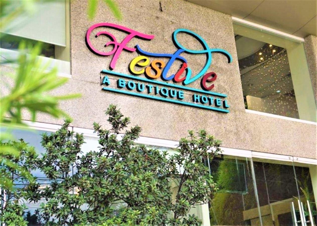Festive Hotel Makati Paco Εξωτερικό φωτογραφία
