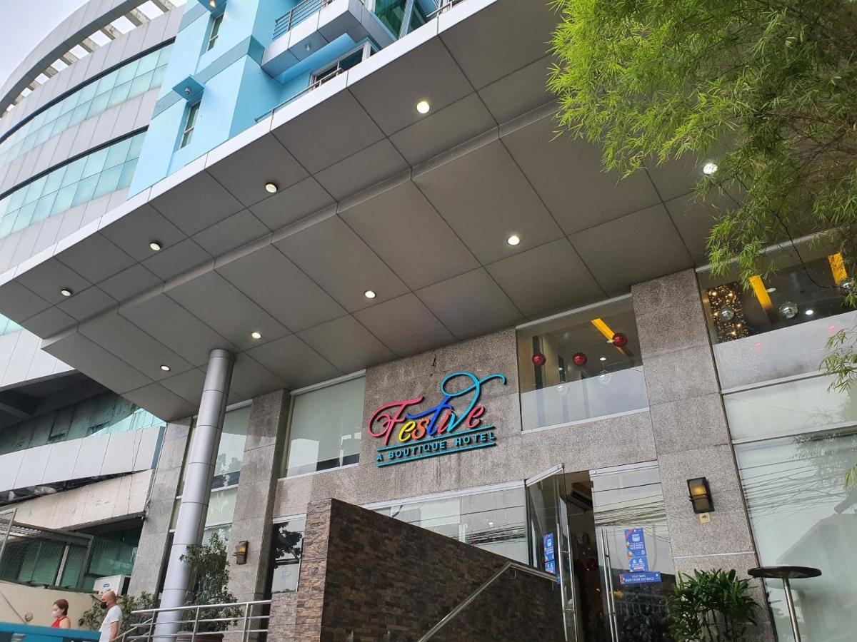 Festive Hotel Makati Paco Εξωτερικό φωτογραφία